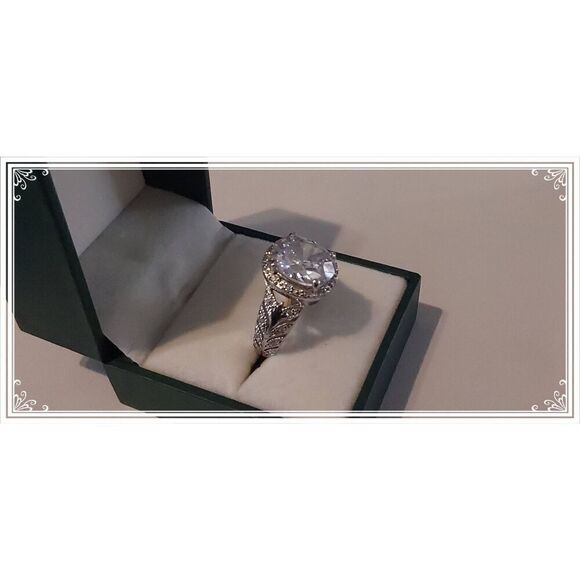 Stunning Vintage 5.25 Ct. Oval & Round Halo/Leaf Design Engagement Ring Sz 8 - Picture 2 of 5